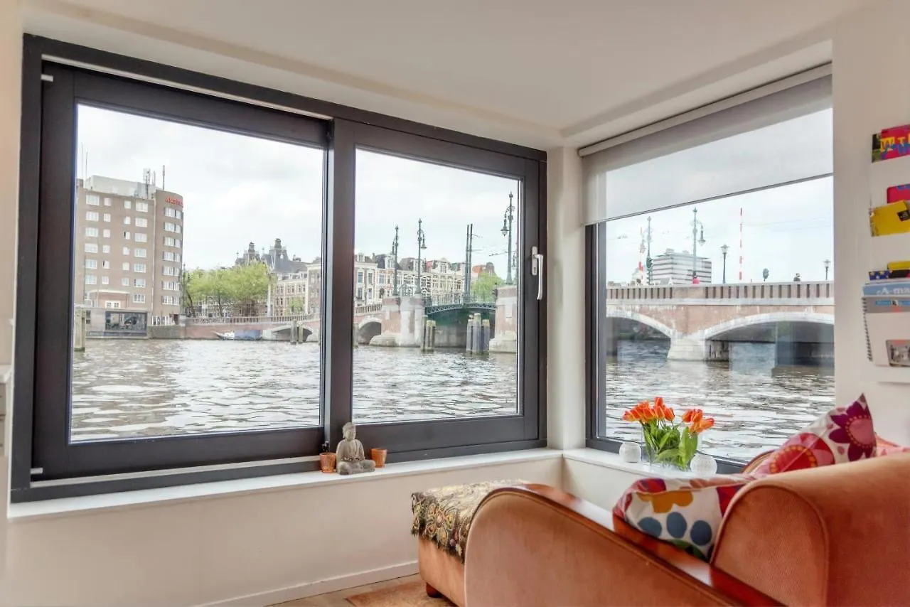 Guest house Houseboat Ark Van Amstel Amsterdam