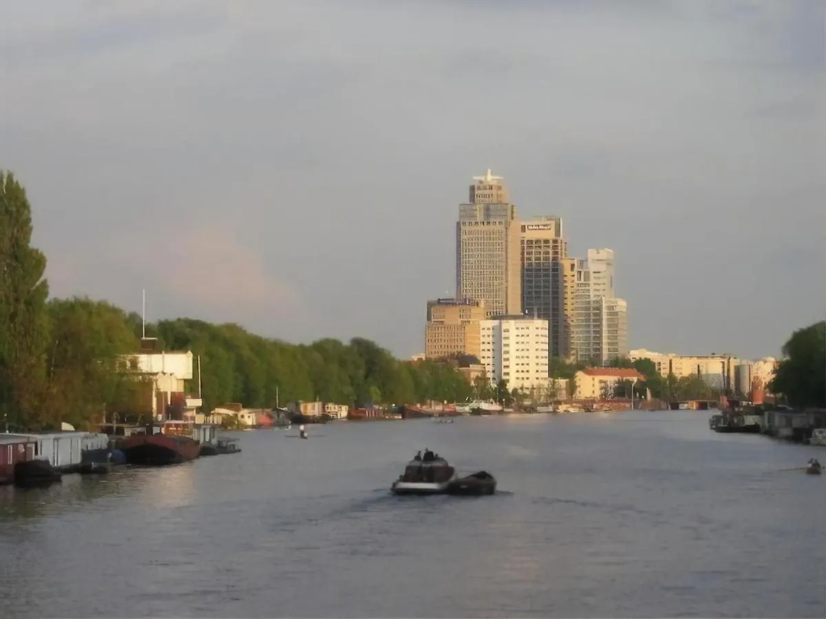 Guest house Houseboat Ark Van Amstel Amsterdam